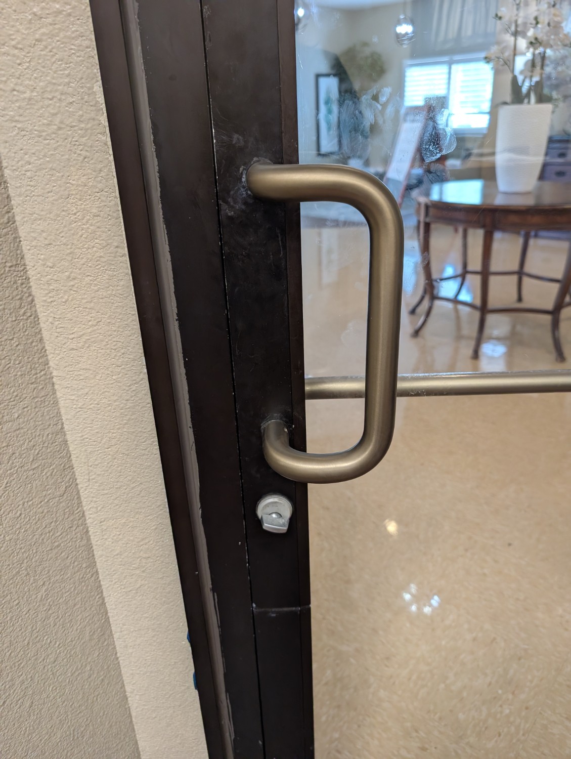 Completed commercial glass-door handle installation